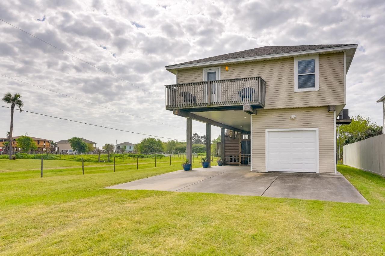 Galveston Escape With Entertainment Patio And Deck! Villa Bagian luar foto