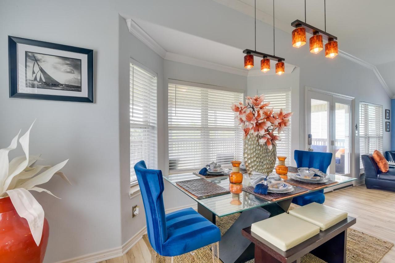 Galveston Escape With Entertainment Patio And Deck! Villa Bagian luar foto