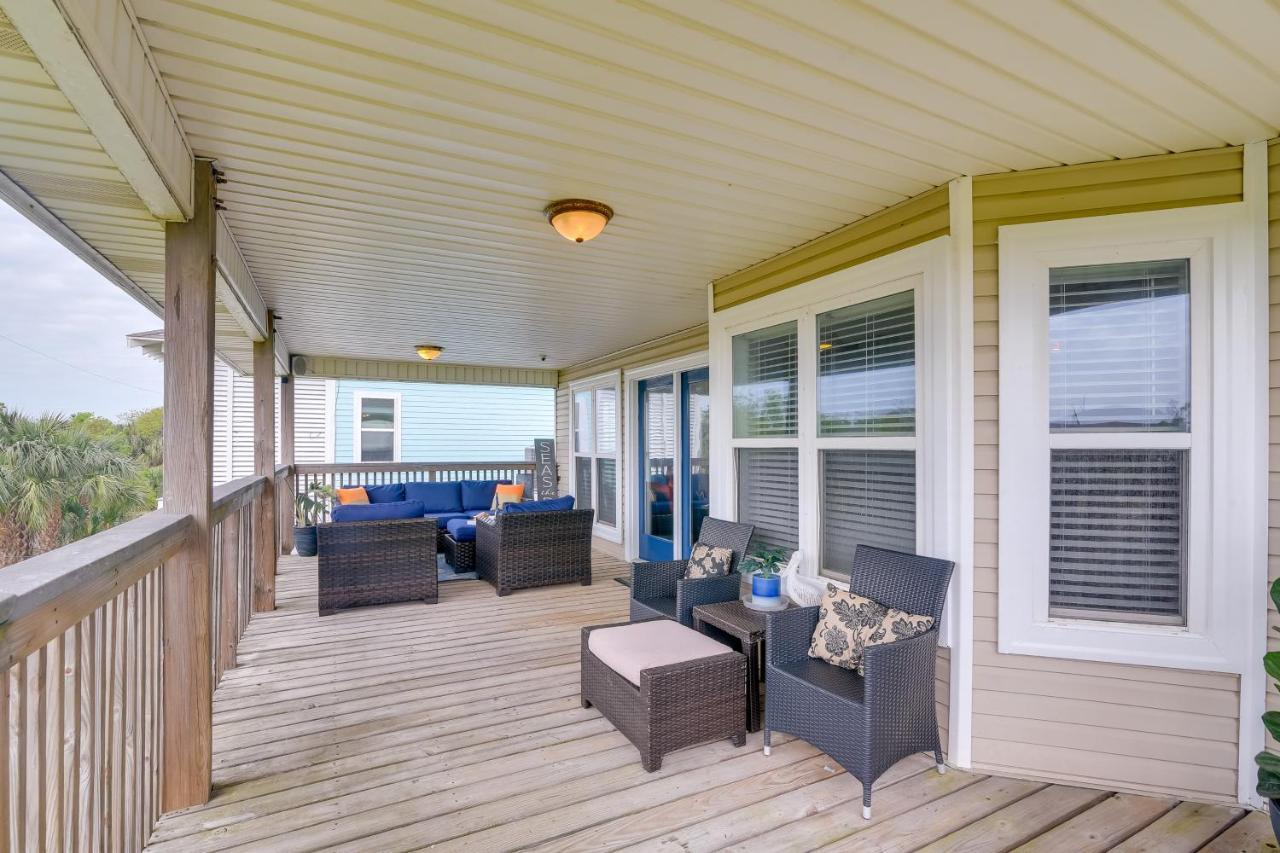 Galveston Escape With Entertainment Patio And Deck! Villa Bagian luar foto